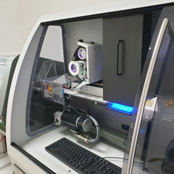 MDM - VisionControl Maschine - Fotoeinheit und Stickerunit